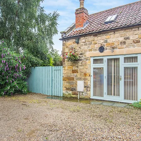 Littlemoor Barn - Uk44805 * Cloughton